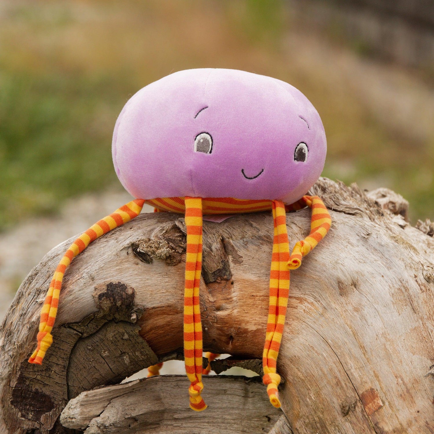 Weegee Jelly fish – Soft Plush Sea Toy, 8 Inch
