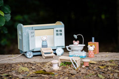 Wooden Shepherd’s Hut Playset – 27cm - Waydiy